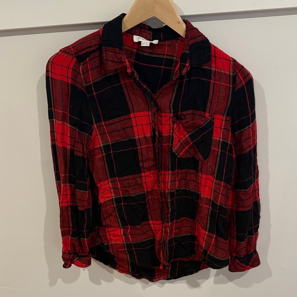 Beachlunchlounge Red and Black Plaid Top